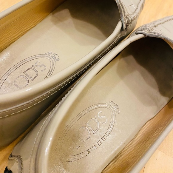 TOD’s loafer, EUC, euro size 36, fits US 7 - Picture 7 of 7